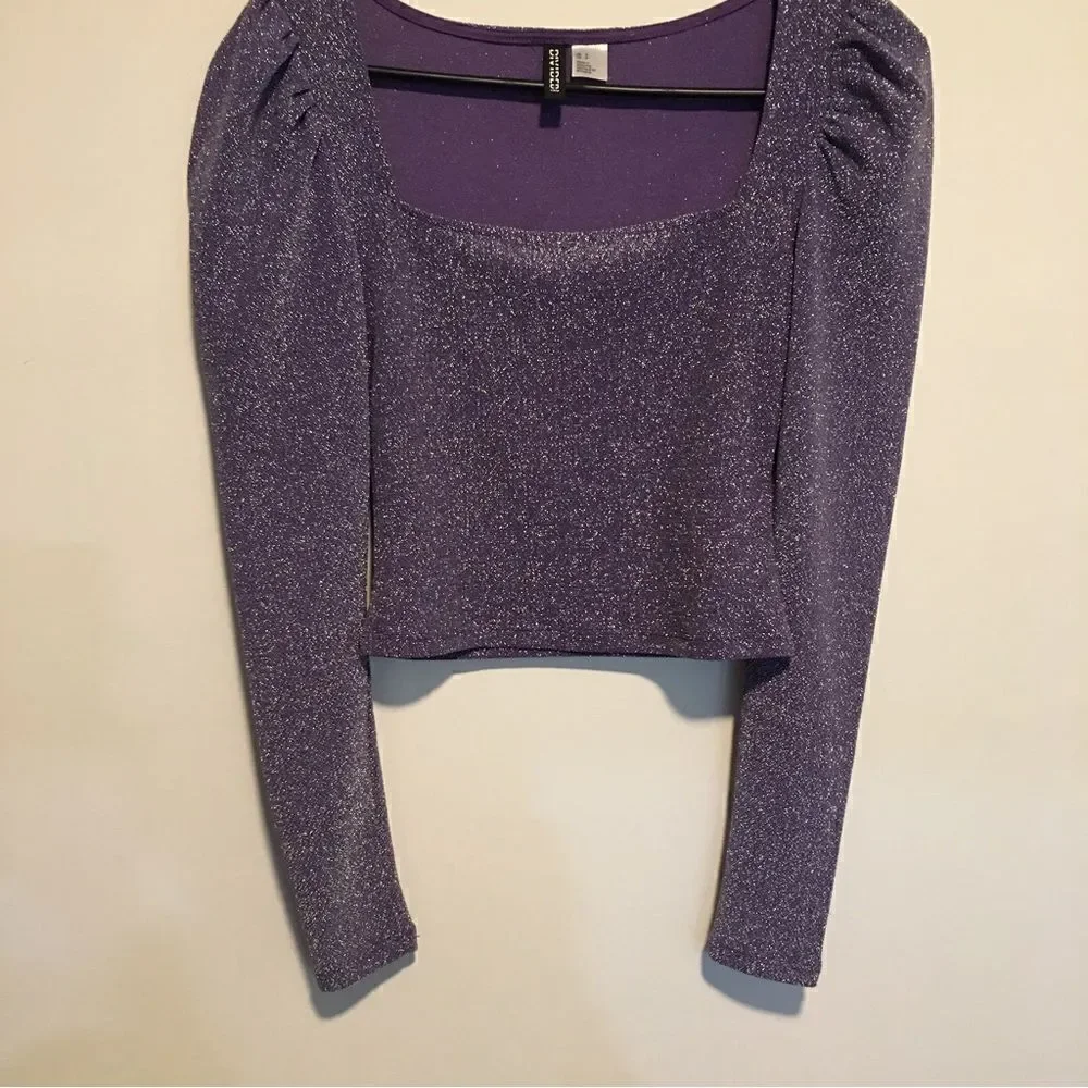 Divided Puff Sleeve Sparkle Top! Gorgeous - Picture 2 of 6
